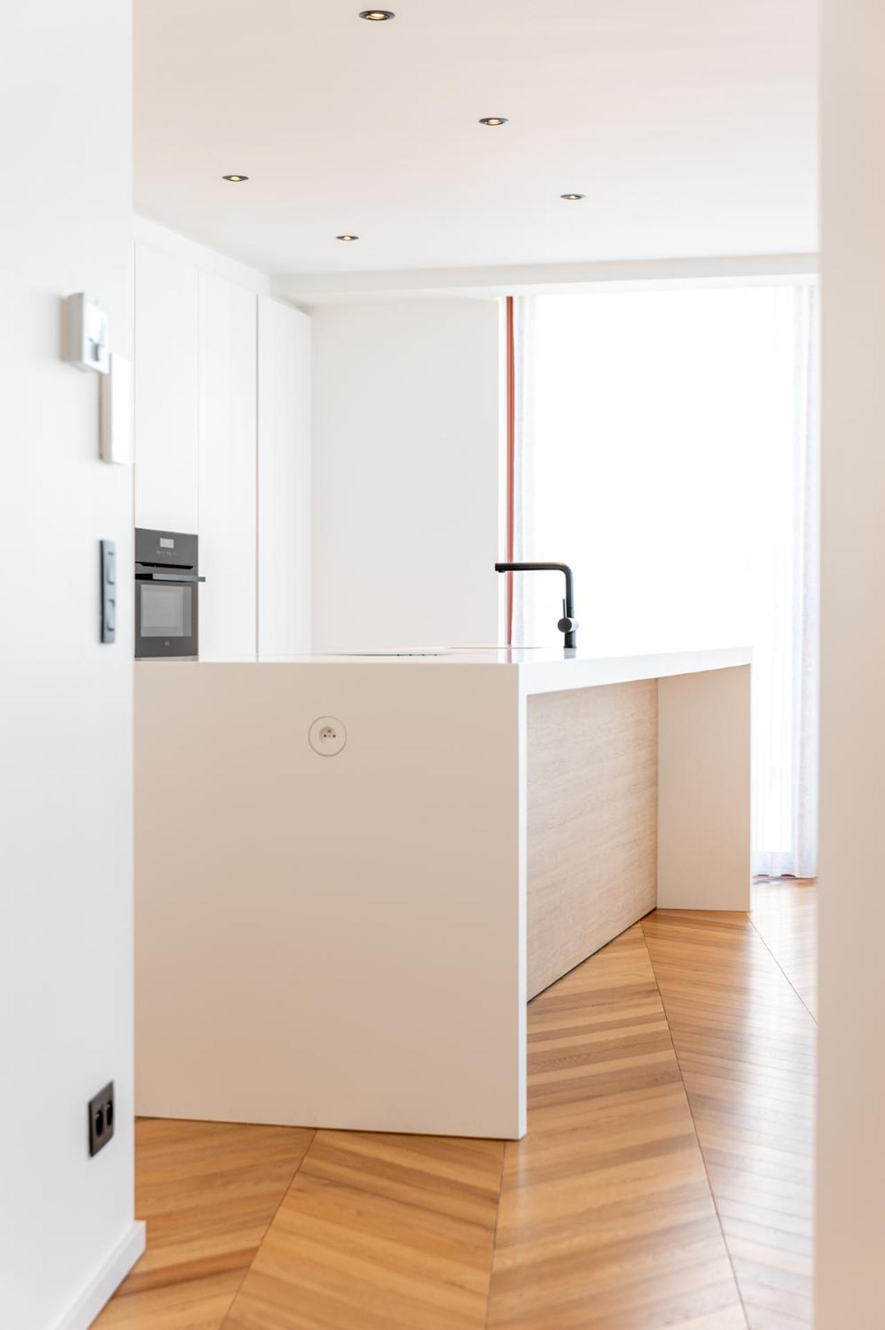 Dunvegan - City Centre Luxurious Apartment For 5 オステンド エクステリア 写真