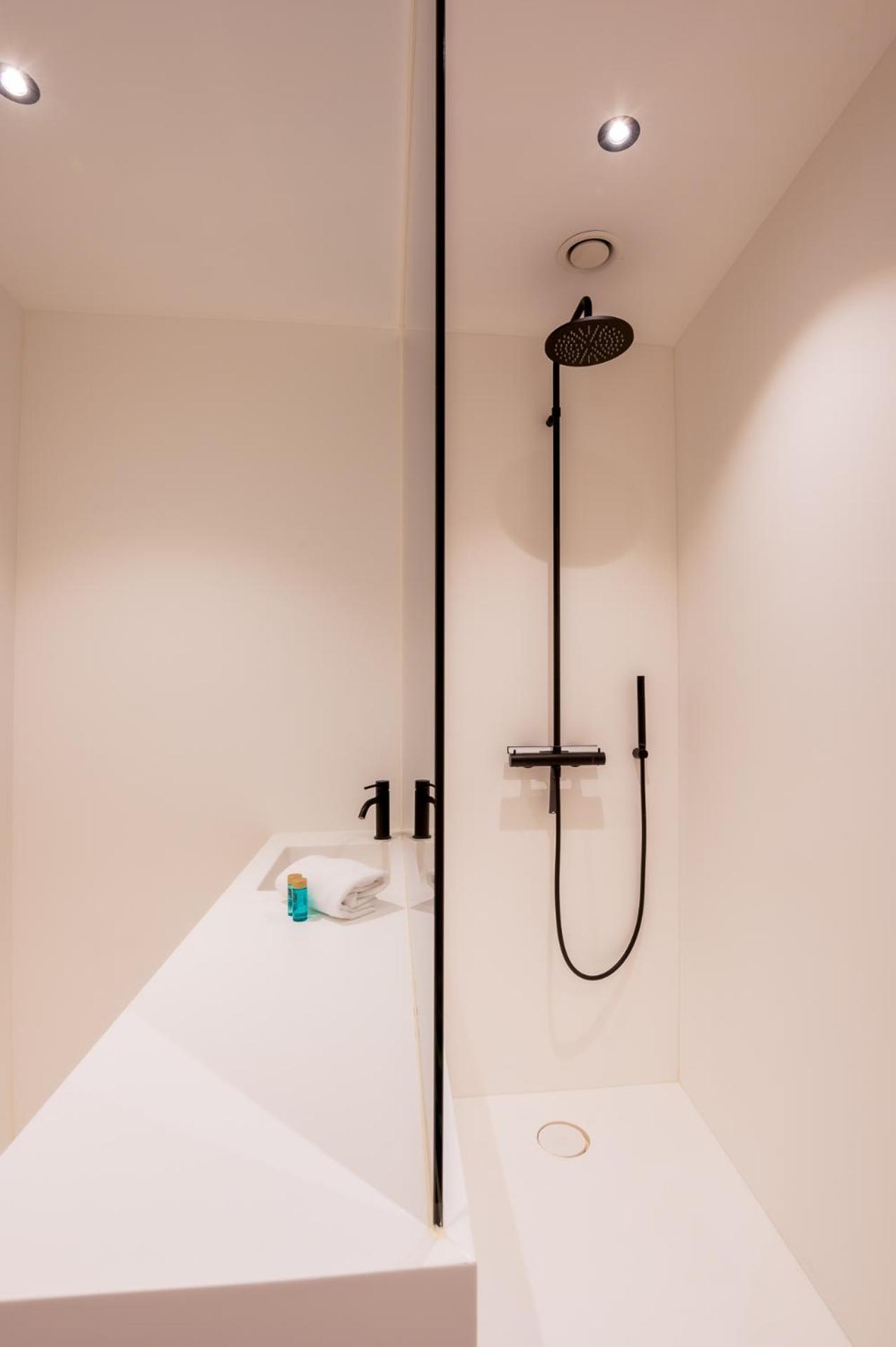 Dunvegan - City Centre Luxurious Apartment For 5 オステンド エクステリア 写真